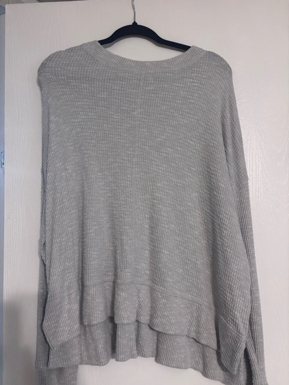 American Eagle Outfitters Light Gray Waffle Knit Long Sleeve Top